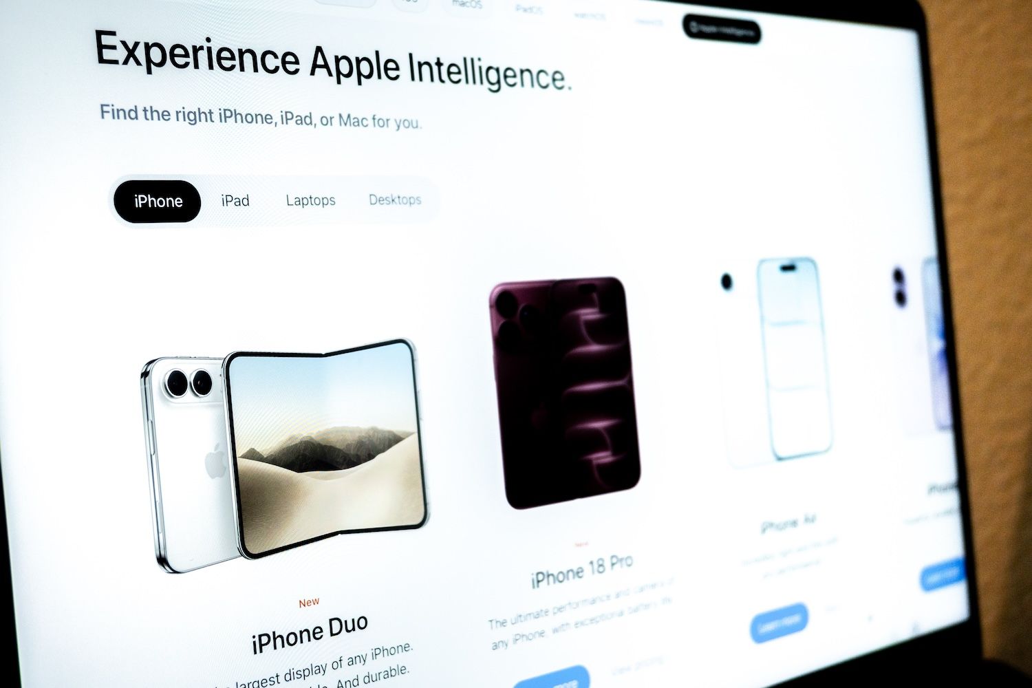 谁会花5000美元买一对iPhone？eBay上就有人这么干了